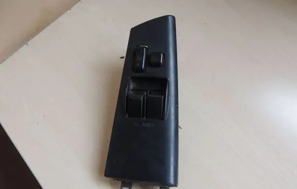 Toyota Corolla E120 E130 Electric window control switch 54355669B 02353 17781