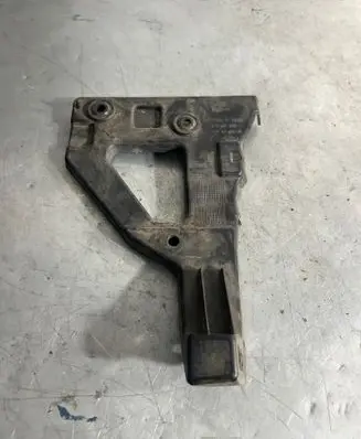 Audi A6 S6 C6 4F Front bumper mounting bracket 4F0807228 13672