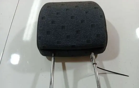 Hyundai Getz Front seat headrest 
