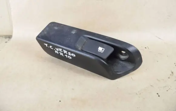 Toyota Corolla Verso AR10 Fuel cap release pull handle 