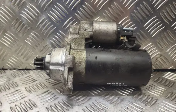 Volkswagen Touran I Starter motor