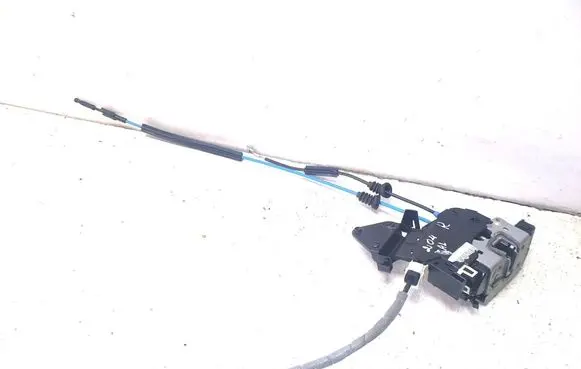 Mercedes-Benz C W204 Rear door lock A2047302435