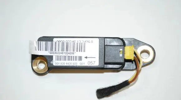 Mercedes-Benz C W203 Airbag deployment crash/impact sensor 0018204426