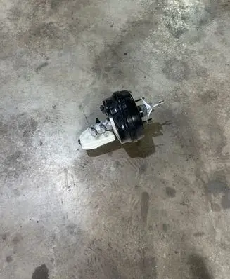 Ford Focus Brake booster JX612B195BEB