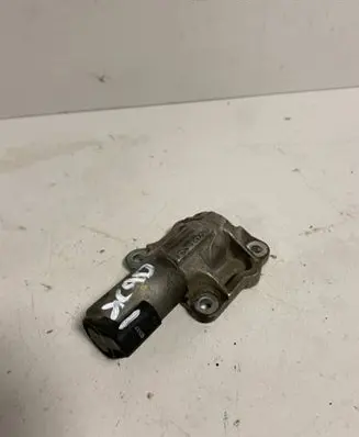 Volvo XC90 Camshaft vanos timing valve 8670421 F34711502