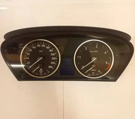 BMW 5 E60 E61 Speedometer (instrument cluster) 6965359 895100 V15359