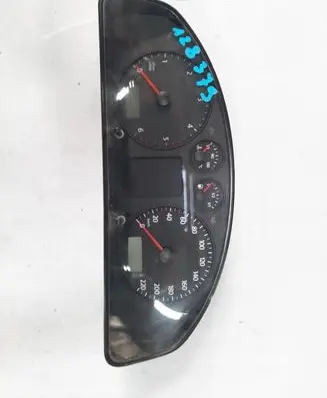Speedometer (instrument cluster)