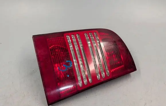 Skoda Octavia Mk1 (1U) Rear/tail lights 1U9945095 1U9945111
