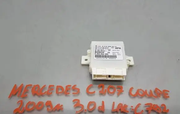 Mercedes-Benz CLK C207 A207 Parking PDC control unit/module A2129006501