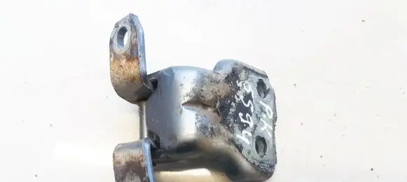 Suzuki SX4 Front door upper hinge