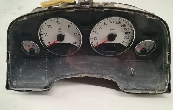 Opel Zafira A Speedometer (instrument cluster) 96251063 24461761JN 24461761