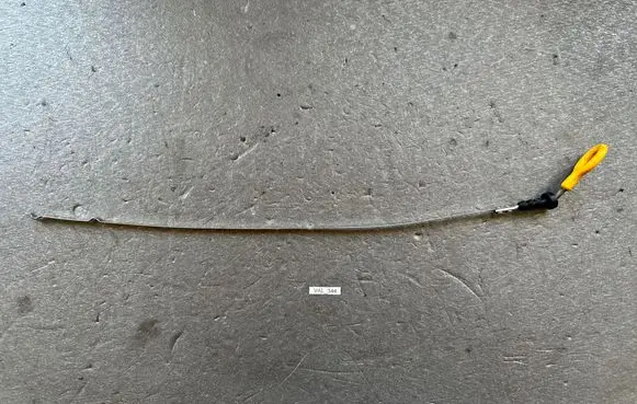 Nissan Patrol Y61 Oil level dip stick 11140VB310