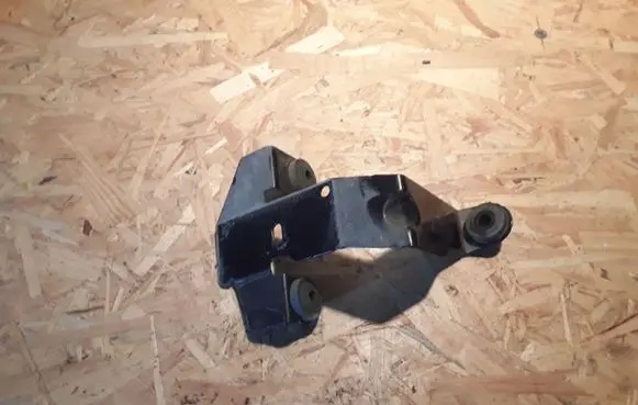 Volvo V40 ABS pump bracket 31329278