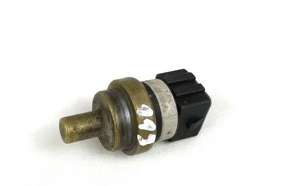 Volkswagen PASSAT B5 Coolant temperature sensor 058919501a