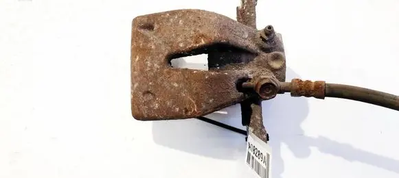 Toyota Avensis T250 Rear brake caliper 