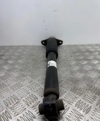 Hyundai Tucson TL Rear shock absorber/damper D70055300D700