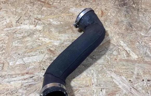 Porsche Macan (95B) Intercooler hose/pipe 95b145993f
