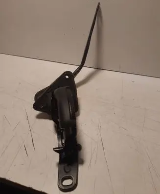 Volvo V70 Tailgate/trunk/boot hinge 8643158