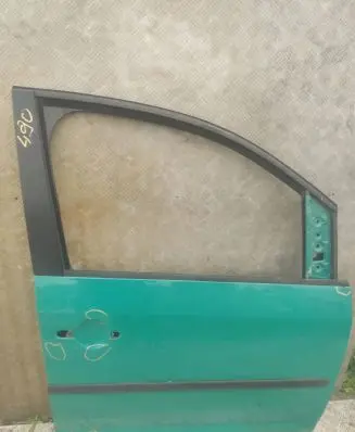 Volkswagen Caddy Front door
