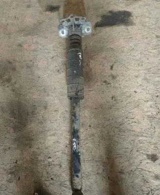 Fiat 500L Rear shock absorber/damper 51936529