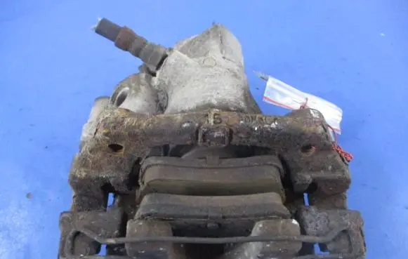 Mazda 3 I Rear brake caliper