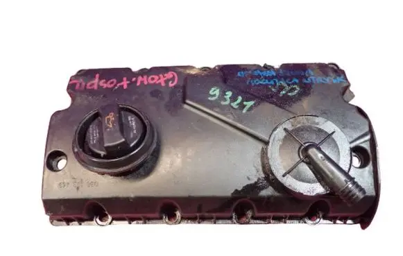 Volkswagen PASSAT B5.5 Rocker cam cover 038103475N