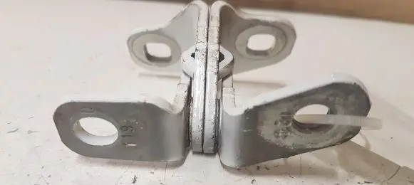 Opel Astra K Rear door upper hinge