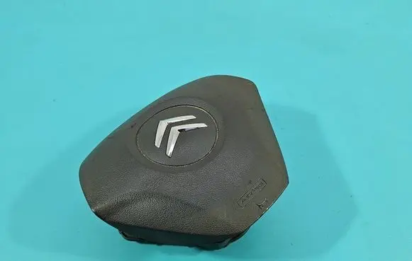 Steering wheel airbag
