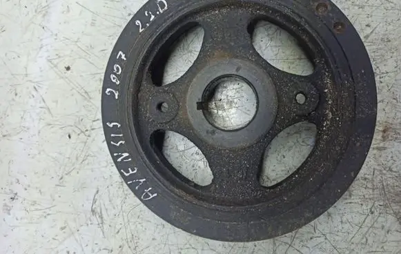 Toyota Avensis T250 Crankshaft pulley