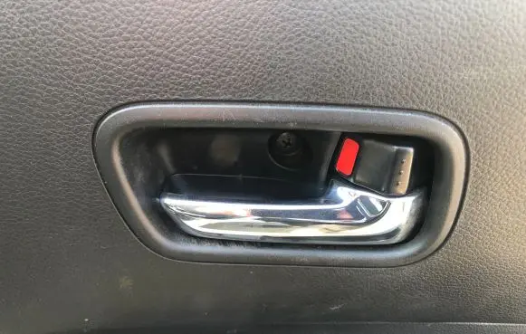 Suzuki Ignis Front door interior handle