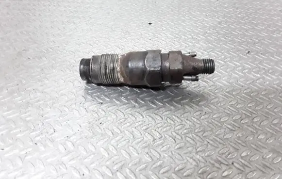 BMW 5 E39 Fuel injector KCA21S71