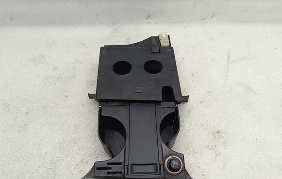 Volkswagen Transporter - Caravelle T5 Cup holder 7H1857321H 234567
