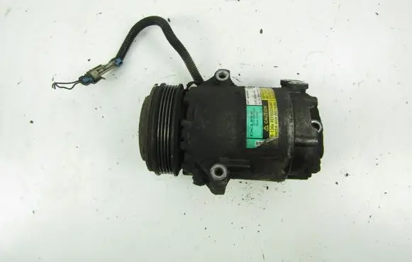 Opel Agila A Air conditioning (A/C) compressor (pump) 