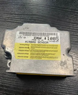 Mercedes-Benz A W169 Airbag control unit/module A1698201085