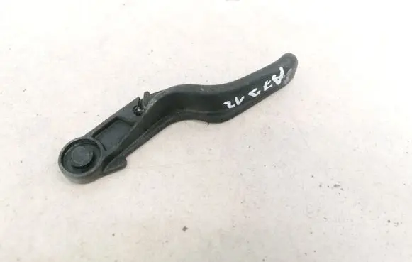 Opel Astra G Engine bonnet (hood) release handle