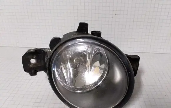 Nissan Almera N16 Front fog light 89202711LH 2615589905