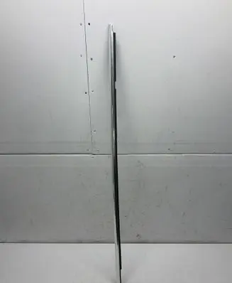 Volkswagen Tiguan Door glass trim 