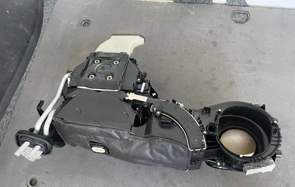 BMW 1 F20 F21 Interior heater climate box assembly 9325141 025258830 24540010