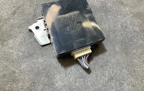 Toyota Hilux (AN10, AN20, AN30) Other control units/modules 8953371040 1796000361