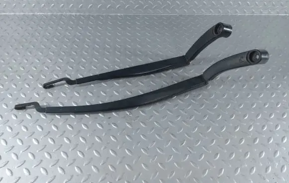 KIA Optima Front wiper blade arm 983212T110 983112T110