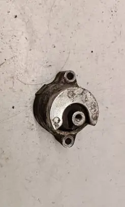 Honda Accord Engine mount bracket 