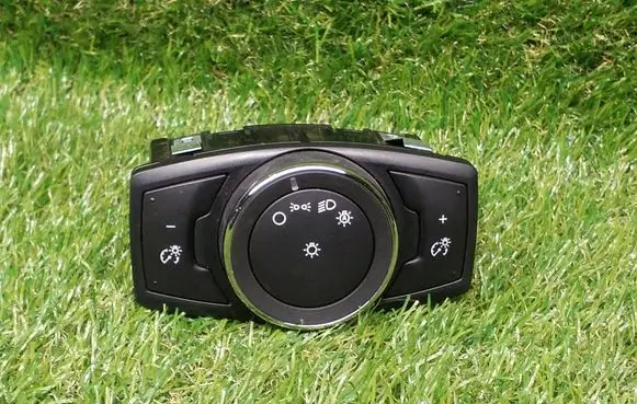 Ford Ecosport Light switch GN1513A024TA 10146942