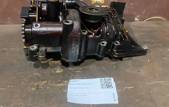 Volkswagen Touran I Oil pump balance shaft 06B103535B
