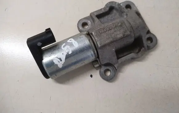 Volvo V70 Camshaft vanos timing valve 31355829 31355829AA