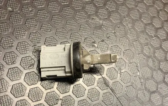 Volkswagen Touareg I Interior temperature sensor 1K0907543A