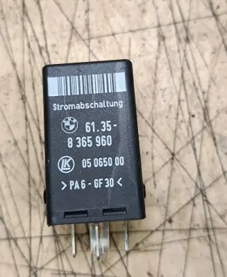 BMW X5 E53 Other relay 61358365960 8365960