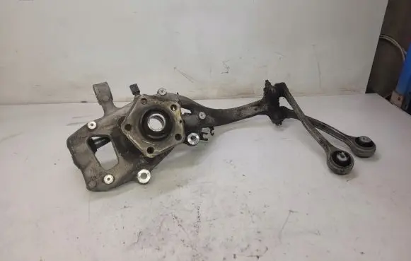 Audi A4 S4 B9 Front wheel hub 8W0407559