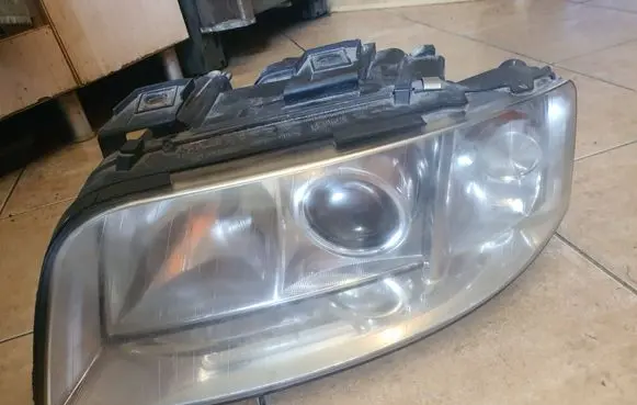 Audi A6 S6 C5 4B Headlight/headlamp 15592300