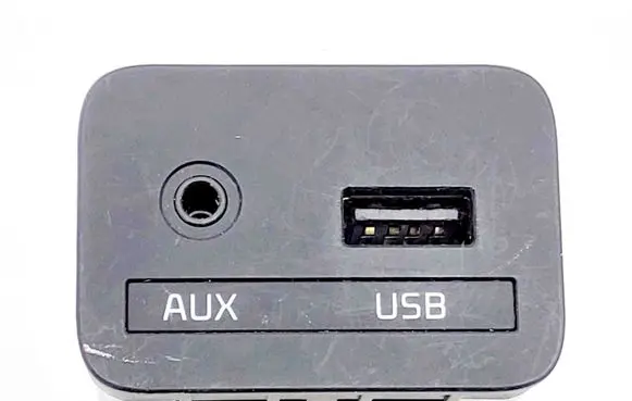 KIA Sportage AUX in-socket connector 961103W700