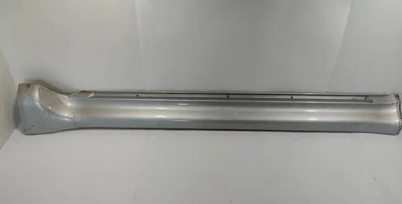Mitsubishi Pajero Sill MR478769
